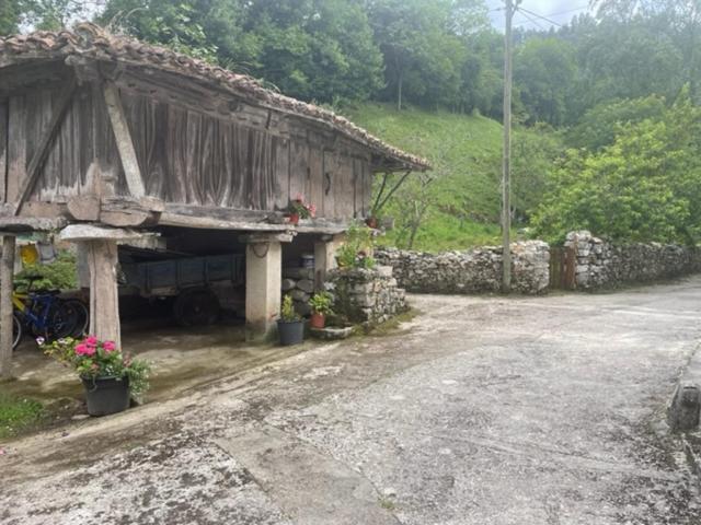 El Requexu De Rales Villa Rales  Kültér fotó